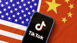 США майже заборонили у себе TikTok, КНР у відповідь змусила Apple видалити месенджери в китайському Apple Store. Чому така технологічна «Холодна війна» схожа на віддалений пролог до реальних бойових дій