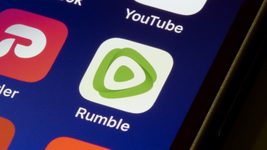 Компанія Rumble, яка намагається конкурувати з YouTube, вимагає від Google відшкодування збитків на $1 млрд