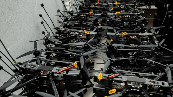 F-Drones отримала нове замовлення на 1320 FPV-дронів F10 для військових США