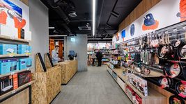 «Книга в подарок». Украинские торговые сети уменьшают налоги добавлением якобы бесплатных книг в чеки с бытовой техникой или электроникой