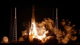 Засновник компанії Spacebit відправив прапор України на Місяць у межах місії NASA 