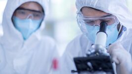 Вчені уперше створили штучну клітину з повним життєвим циклом