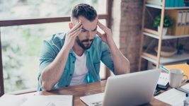 Айтівці української HowSimpl говорять, що компанія не заплатила їм за роботу. На думку керівництва, вони не виконали умови договору