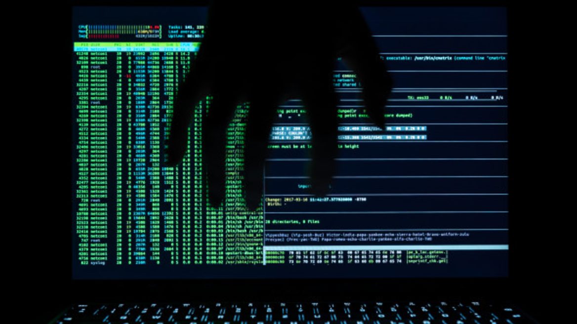 Хакеры распространяли в сети вирусные файлы якобы с инфой о заходе судов в Крым