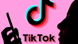 «Скролишь без перерыва 10 часов ленту TikTok — получаешь $1000». Маркетинговое агентство открыло вакансию мечты