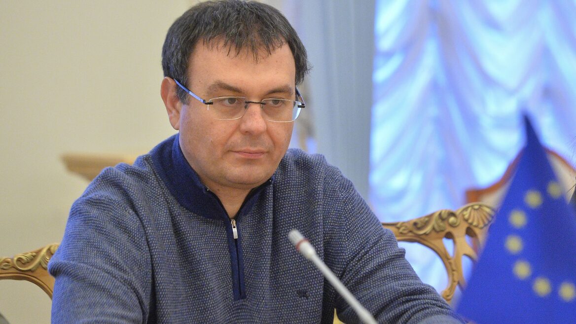 Hetmantsev advised digital platforms rebelling against the "OLX tax" to change lawyers and assured that every Ukrainian will have a benefit of 2,000 euros after the adoption of the new law