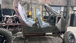 Львовские изобретатели создают трехместные баги для военных стоимостью 500 000 грн: фото, видео Львовские изобретатели создают трехместные баги для военных стоимостью 500 000 грн: фото, видео