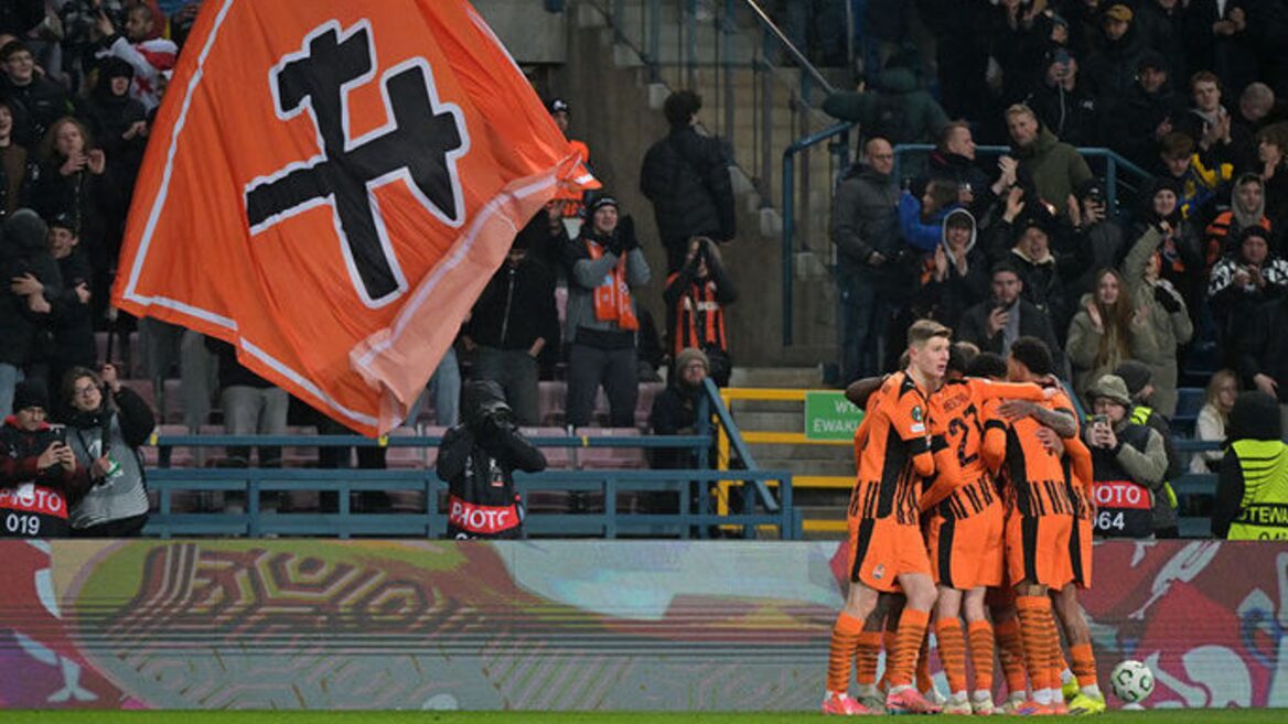 Shakhtar sues PlayCity. Club appeals fine for violating advertising laws