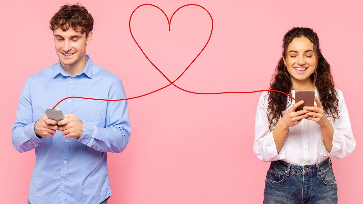 "Your intimate photos, private messages, and geolocation are less secure than a TikTok account." How safe are the most popular dating apps in Ukraine — study