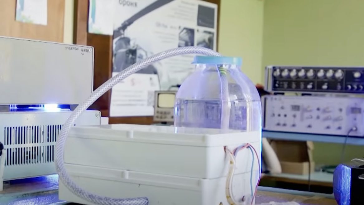 Студенти КПІ розробили аналізатор води який допоможе подолати дефіцит питної води