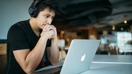 «Пропоную $1500 за пропозицію роботи!». Програміст-початківець готовий заплатити тому, хто допоможе йому отримати оффер