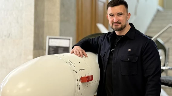 «Виробникам уже зараз потрібні нові люди. А їм пропонують обирати, кого з наявної команди залишити без бронювання». Для виробників зброї можуть знизити ліміт бронювання до 85%