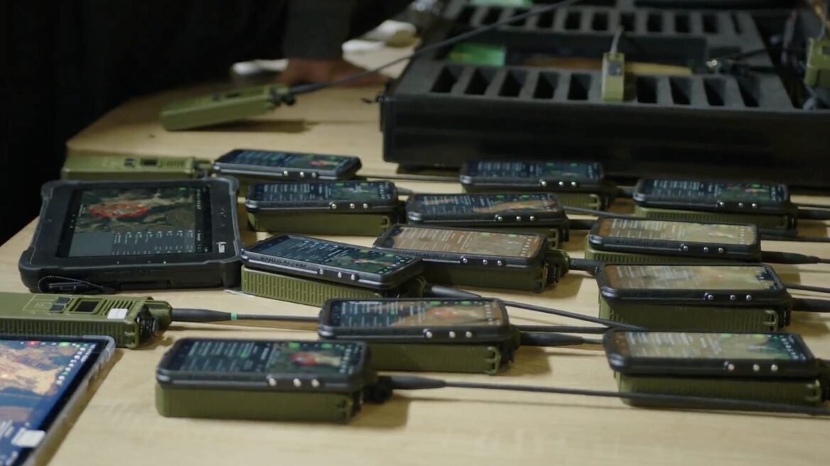 Українська HIMERA представила новий ретранслятор для радіостанцій із псевдовипадковим переналаштуванням частоти 