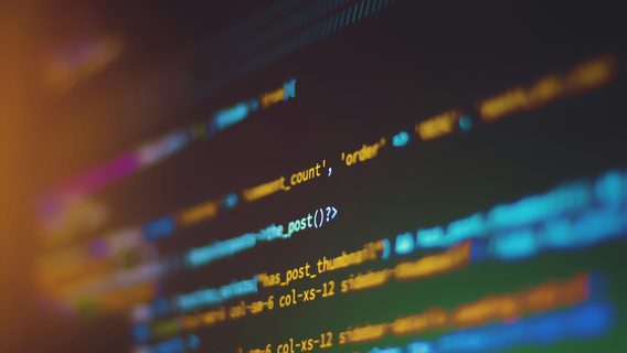 Яку головну помилку зробила розробниця на початку шляху у фронтенді й що їй порадили інші айтівці