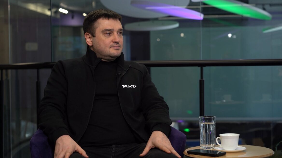 «Штучний інтелект робить табличку по кожному рішенню уряду». Борняков розповів як ШІ допомагає урядовцям прогнозувати кому вигідні ті чи інші законопроєкти