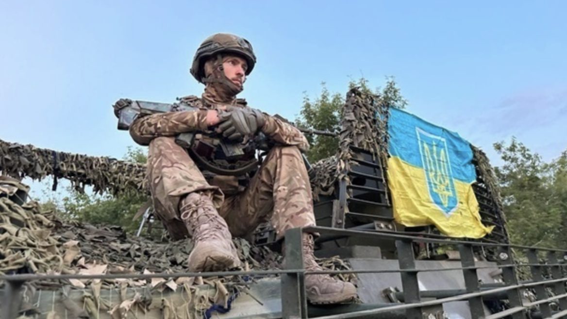 Українці за три дні зааплаїлися на рекордну кількість вакансій в ЗСУ. Які фахи найпопулярніші