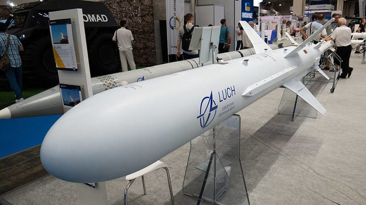 Украина наладила производство «длинных Нептунов» — ракет начали создавать в 10 раз больше
