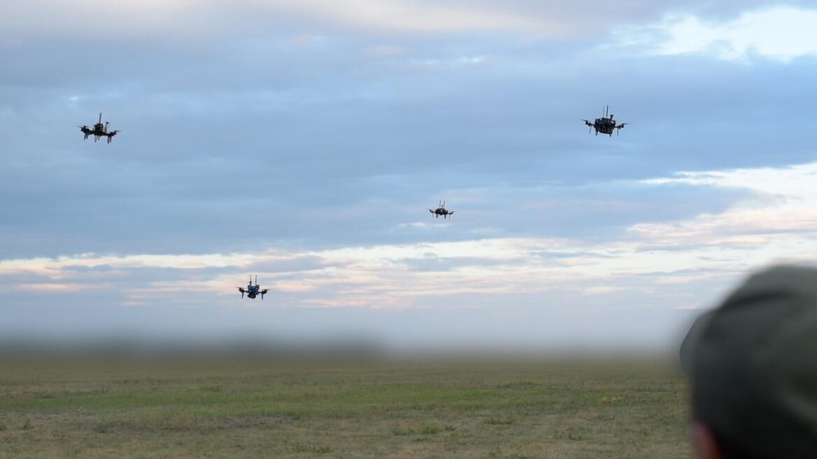 Swarmer drone swarm: what it is and why this technology could change the course of war