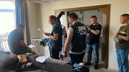 Бізнесмен заплатив $250 000 у криптовалюті фейковим поліційним, які його залякали вигаданим злочином у співпраці з росією