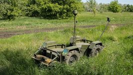 В армии испытывают многофункциональные наземные дроны «Махно». Шесть модификаций платформ создали сами воины Сил Обороны Юга