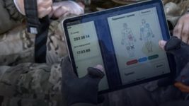 Українці створили застосунок, що рятує життя на полі бою. Як працює Army Health System Українці створили застосунок, що рятує життя на полі бою. Як працює Army Health System