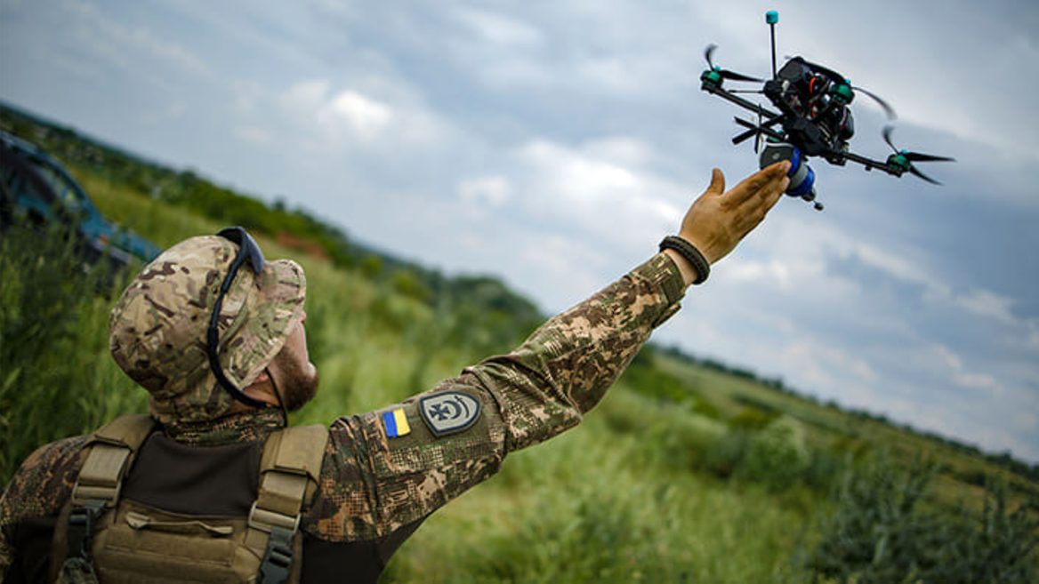 Vyriy drone company created the first FPV entirely from Ukrainian parts ...