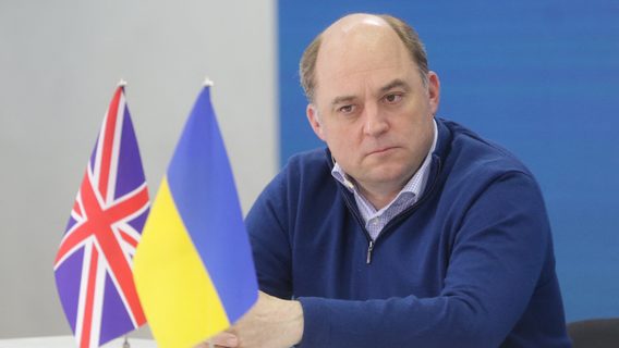 ВСУ, мама и… Бен Уоллес. Появилось исследование кому и за что благодарны украинские айтишники