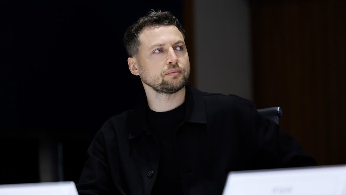 Бородатюк закликав українську владу відкласти жорстке регулювання ШІ щонайменше на 10 років