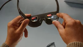Meta представила VR-окуляри вагою 100 г за $1300. Що вони вмітимуть?