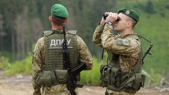 На Буковині прикордонники затримали програміста, що здійснив спробу незаконного перетину кордону. Суд «покарав» його усним зауваженням