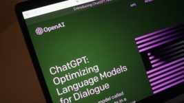 ChatGPT спрогнозировал выигрышную комбинацию чисел в лотерее. Счастливое совпадение или мошенничество?