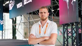 ПриватБанк інтегрував ШІ в роботу розробників та  випускає оновлення сервісів кожні дві години