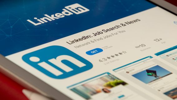 Оказывается, некоторые компании создают фейковые аккаунты сотрудников в LinkedIn. Зачем?