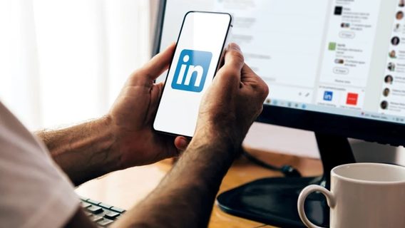 LinkedIn заробив рекордні $2 млрд на преміумпідписках за 12 місяців