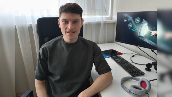 Працював у симфонічному оркестрі на великих сценах України, але мрія підлітка стати програмістом зрештою взяла своє. Історія досвідченого розробника з Києва, який колись змінив трубу на комп