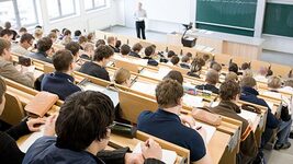 In 2025, the number of IT entrants decreased by 7%. Only 5 specialties show an increase in first-year students