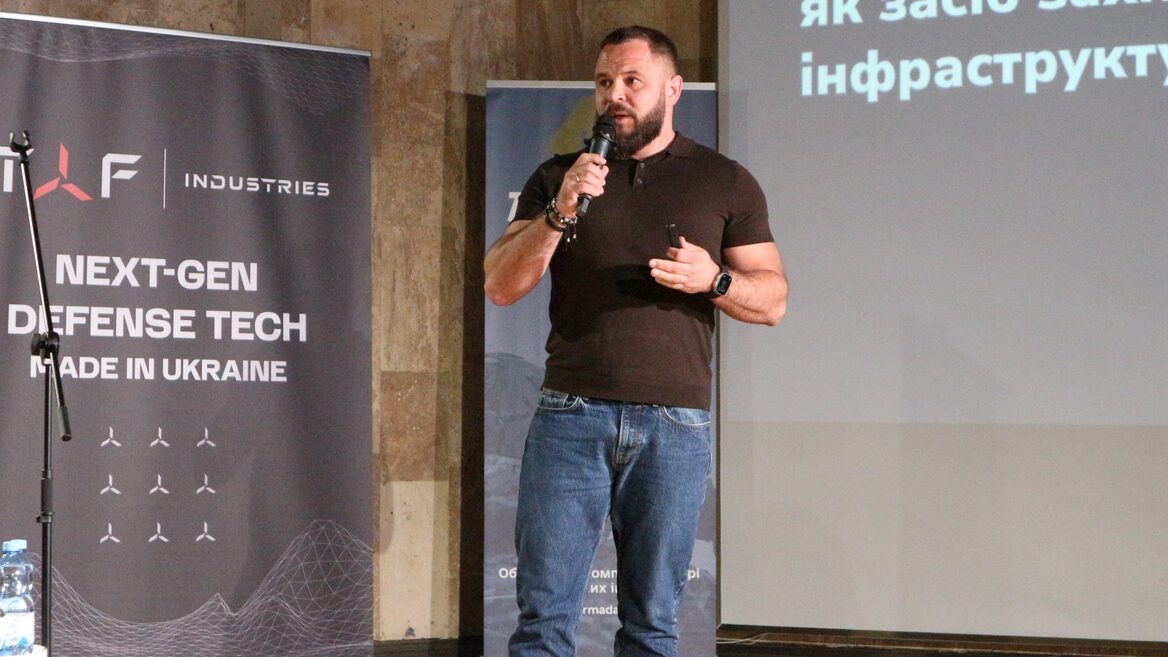 «РЕБ не працює —  не треба на нього витрачати кошти. Потратьте їх на мішки з піском — і буде вам щастя». У компанії Kvertus розповіли про нове російське ІПСО направлене проти користувачів РЕБ  