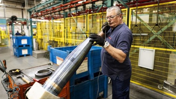Британська BAE Systems планує виробляти в Україні запчастини до артилерії. Виробництво розпочнуть за кілька місяців