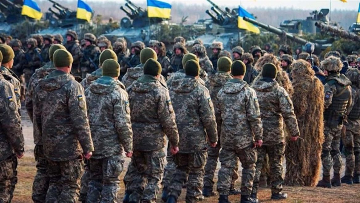«Слуги народу» зареєстрували законопроект про вільне пересування військовозобовязаних Україною. Ось що він передбачає