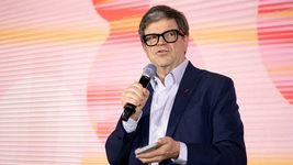 Meta's AI chief believes the US could lose tech talent due to Trump's policies. It's an opportunity for Europe to attract the best scientists