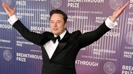 “Musk and his young team.” Journalists identified 19-24-year-old developers who are helping the billionaire “absorb” government institutions