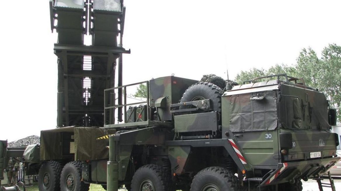 Первая из двух обещанных систем ПВО Patriot уже в Украине