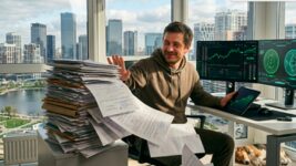 The tax office charged the entrepreneur UAH 34 million in debt for P2P cryptocurrency trading. But he went to court and completely destroyed the arguments of the tax office