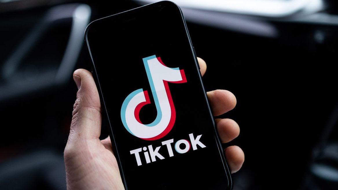Более 9 млн пользователей: что происходит с украинским TikTok пока в США бушуют бури вокруг него