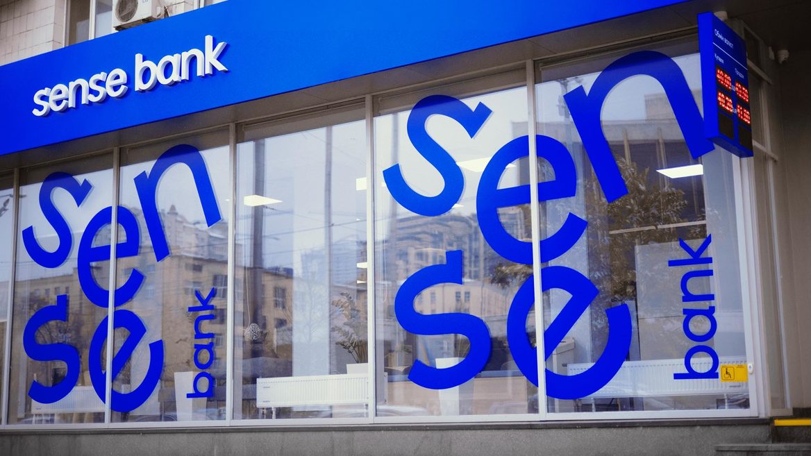 «Альфа-Банк» с сегодняшнего дня становится «Смысл Банк» в Украине. Что изменится
