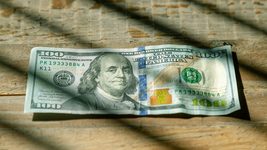 Порадь фахівця й отримай від $800 гонорару. Для українців анонсували нову можливість підзаробити, прилаштувавши друга в IT-компанію