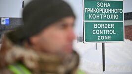 The Ukrainian-Polish border crossing is temporarily blocked due to a database failure