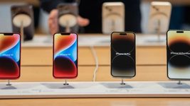 iPhone 14 Plus провалився? Apple скорочує тираж смартфона без попиту iPhone 14 Plus провалився? Apple скорочує тираж смартфона без попиту