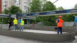 Как во Львове строится первая в мире 3D-школа. Наблюдаем за процессом в реальном времени (трансляция)