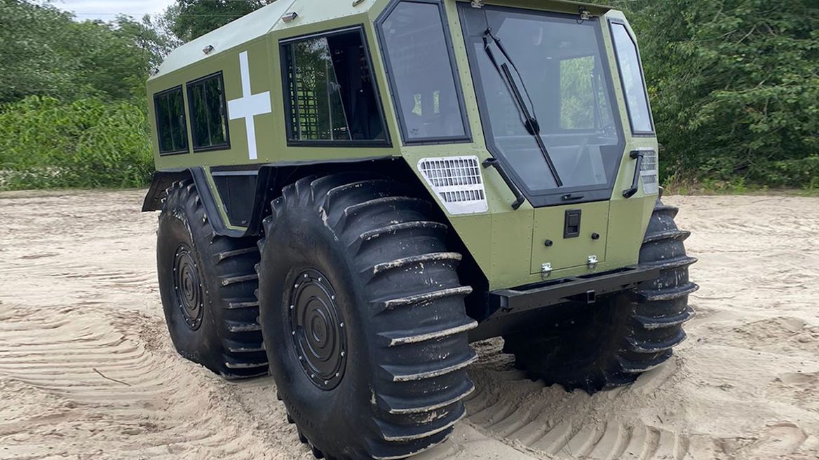 Ukrainian engineers have developed a unique amphibious all-terrain vehicle "TAHA": the machine is capable of operating on any terrain